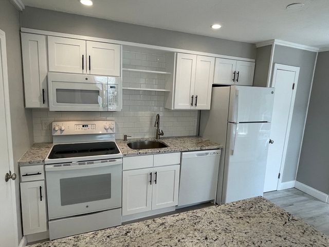 40-42 Center 3, Easton, MA 02356