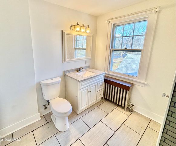 4 Judson Parkway, Gloversville, NY 12078