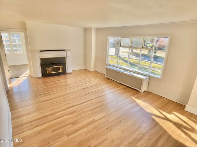 4 Judson Parkway, Gloversville, NY 12078