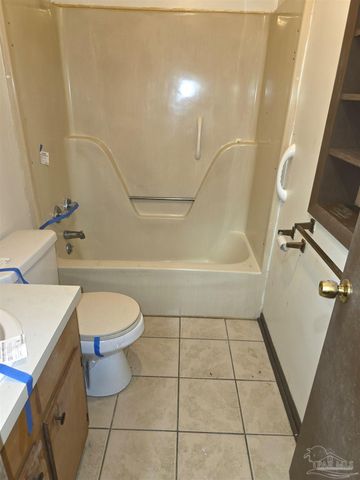 335 Vera St, Pensacola, FL 32514