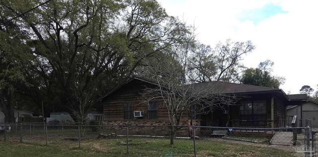 335 Vera St, Pensacola, FL 32514