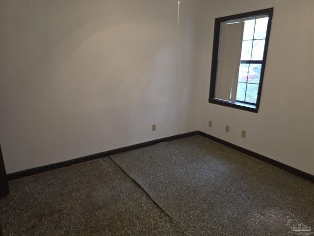 335 Vera St, Pensacola, FL 32514