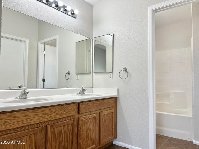 39976 N PASSARO Drive, San Tan Valley, AZ 85140