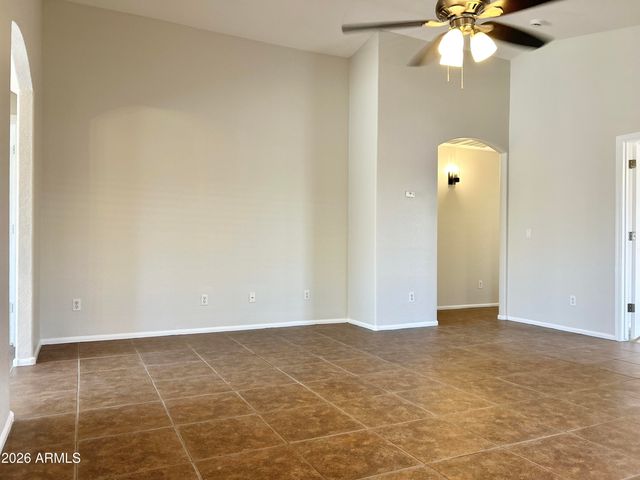 39976 N PASSARO Drive, San Tan Valley, AZ 85140
