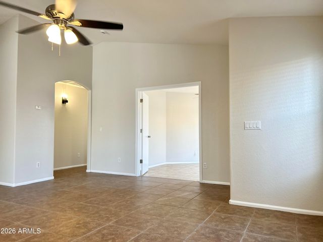 39976 N PASSARO Drive, San Tan Valley, AZ 85140