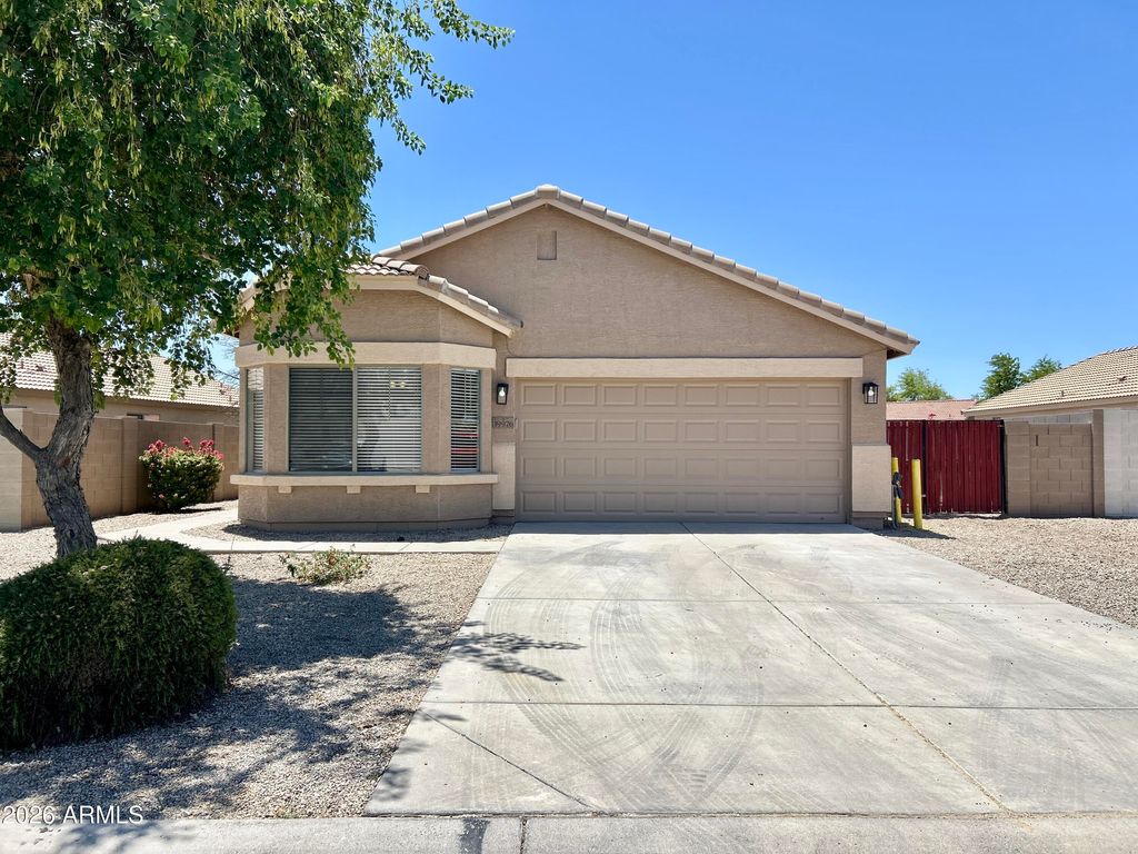 39976 N PASSARO Drive, San Tan Valley, AZ 85140