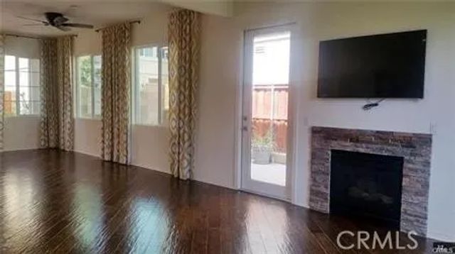 855 Madison Ct, Upland, CA 91784