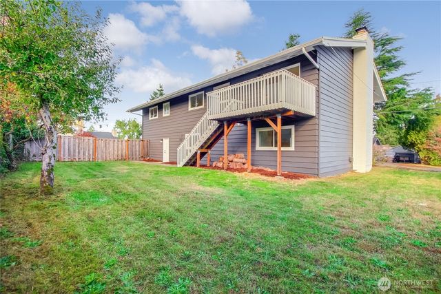 1229 SW 158th Street, Burien, WA 98166