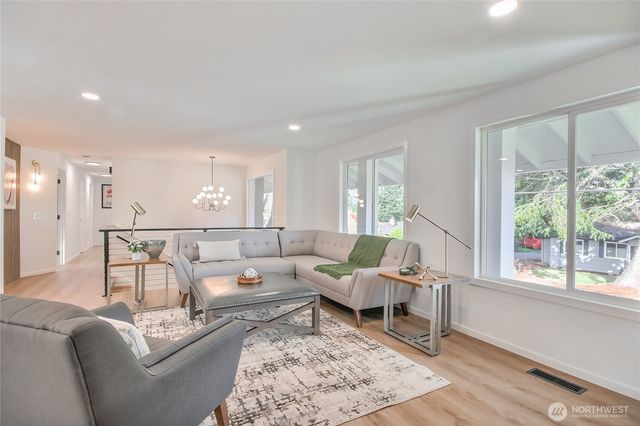 1229 SW 158th Street, Burien, WA 98166