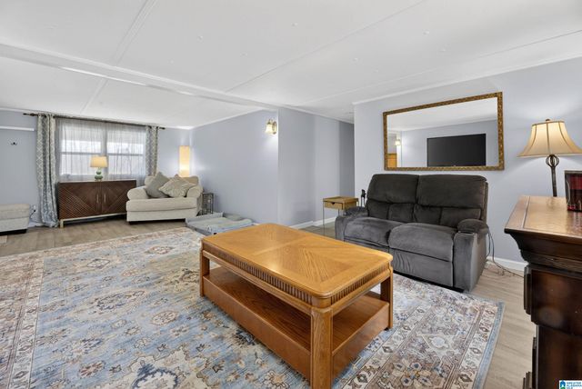 880 ROLLING HILLS ROAD, Gadsden, AL 35901