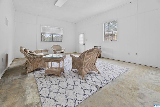 880 ROLLING HILLS ROAD, Gadsden, AL 35901