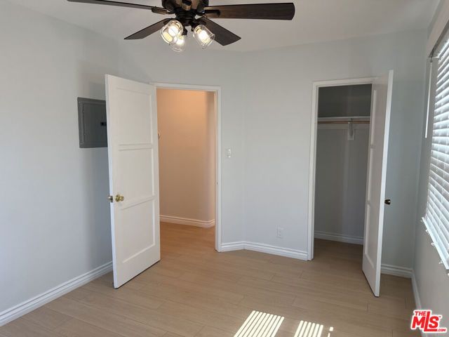 4125 W Toluca Lake Avenue, Burbank, CA 91505