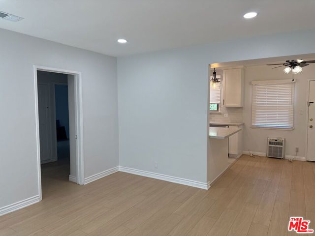 4125 W Toluca Lake Avenue, Burbank, CA 91505