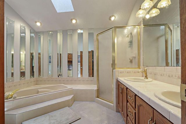 10817 86th PLACE, Pleasant Prairie, WI 53158