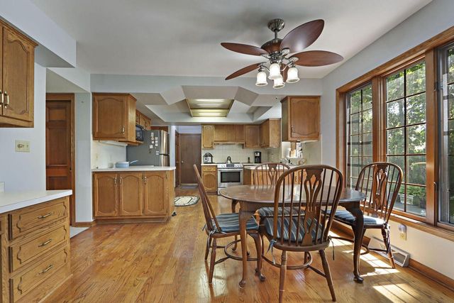10817 86th PLACE, Pleasant Prairie, WI 53158