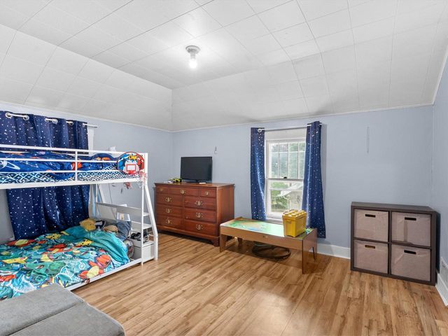 1310 S 14th STREET, Manitowoc, WI 54220