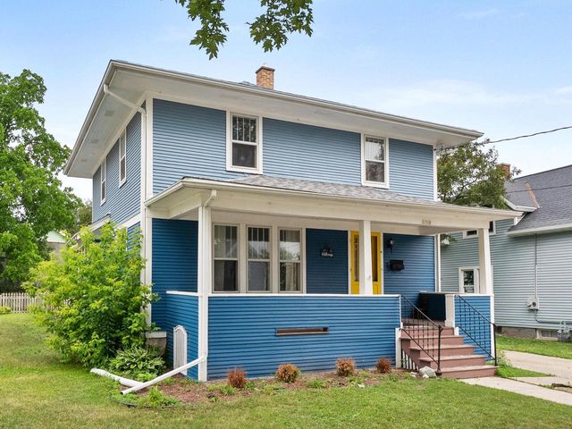 1310 S 14th STREET, Manitowoc, WI 54220
