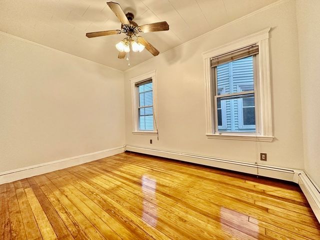 28 Oakland St 1, Cambridge, MA 02139