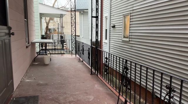 28 Oakland St 1, Cambridge, MA 02139