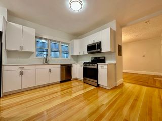 28 Oakland St 1, Cambridge, MA 02139