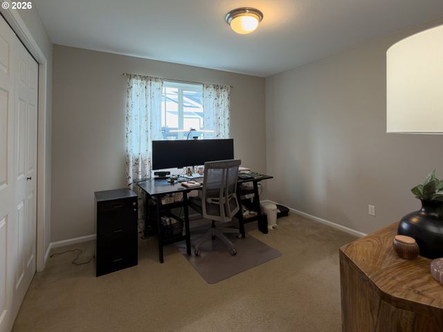 1185 11TH St Se, Bandon, OR 97411