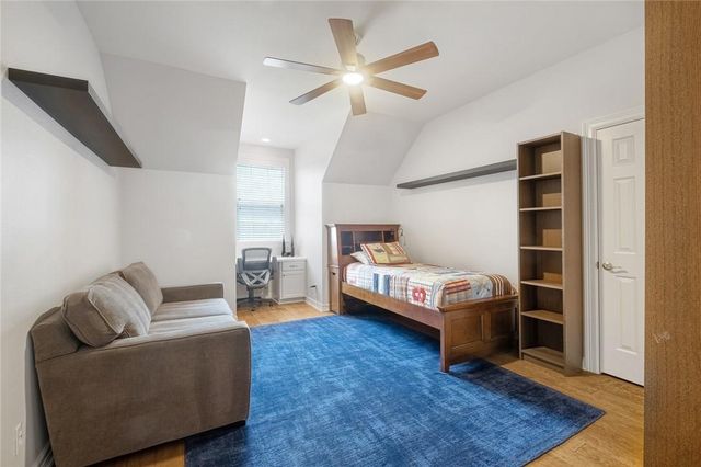 1733 Canonero DR, Austin, TX 78746