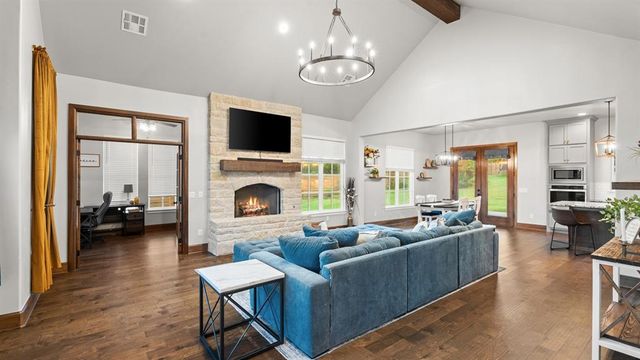 3261 Red Ridge Drive, Blanchard, OK 73010