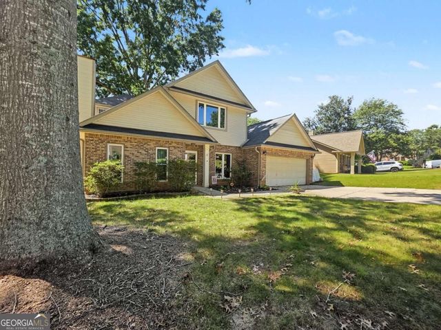 10845 Willow Meadow Circle, Alpharetta, GA 30022