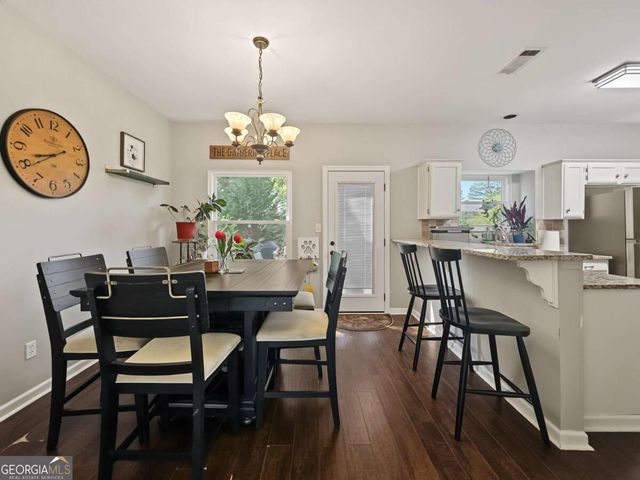 10845 Willow Meadow Circle, Alpharetta, GA 30022