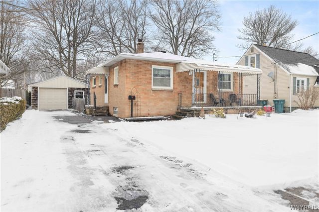 570 Woodward Avenue, North Tonawanda, NY 14120