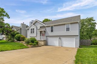 920 NE 108th Street, Kansas City, MO 64155