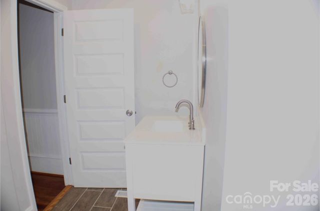 128 College Street, Chester, SC 29706