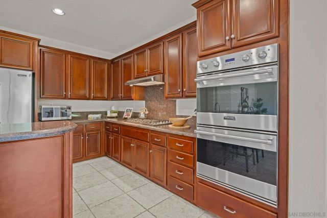 2196 Coast Ave, San Marcos, CA 92078