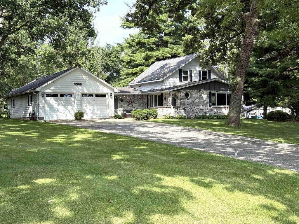 5508 E Buss Road, Clinton, WI 53525