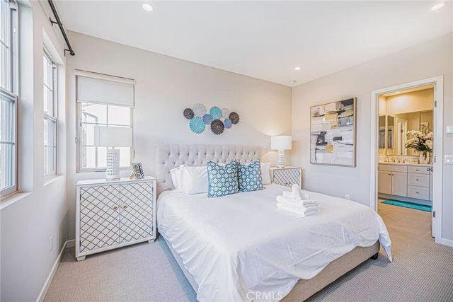 186 Milky Way, Irvine, CA 92618