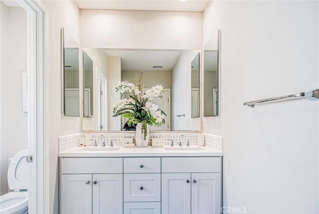 186 Milky Way, Irvine, CA 92618