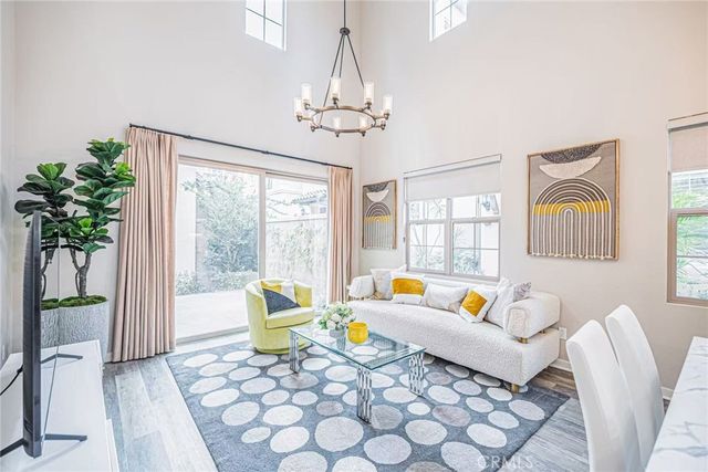 186 Milky Way, Irvine, CA 92618