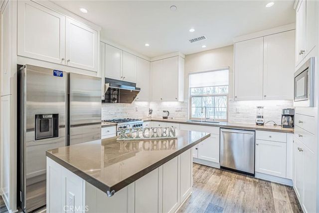 186 Milky Way, Irvine, CA 92618