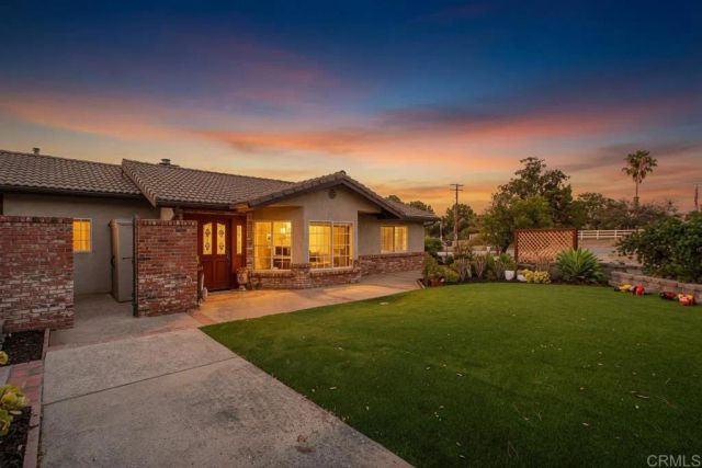 671 Philton, Ramona, CA 92065