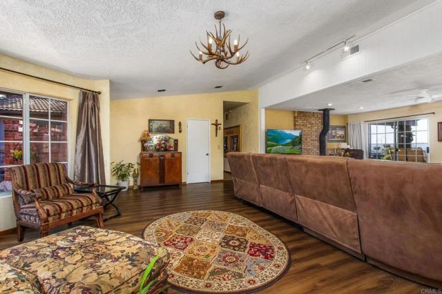 671 Philton, Ramona, CA 92065