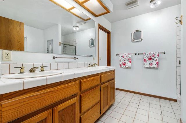 671 Philton, Ramona, CA 92065