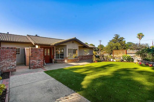 671 Philton, Ramona, CA 92065