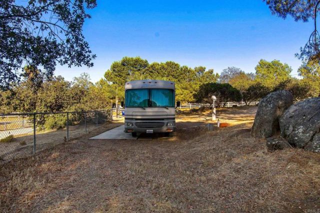 671 Philton, Ramona, CA 92065