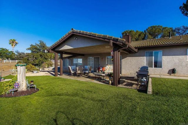 671 Philton, Ramona, CA 92065