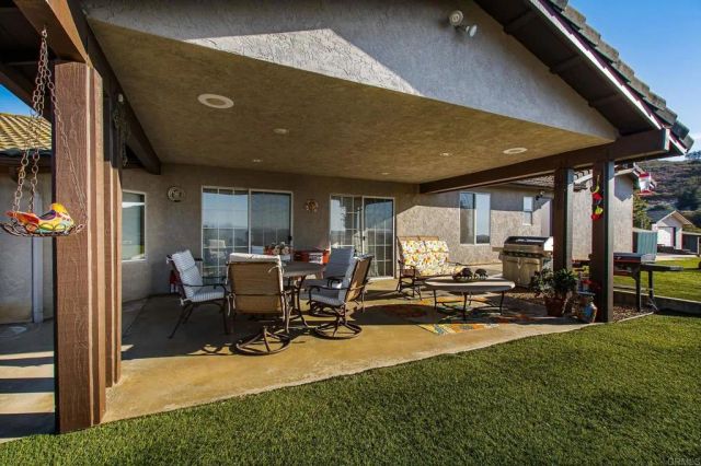 671 Philton, Ramona, CA 92065