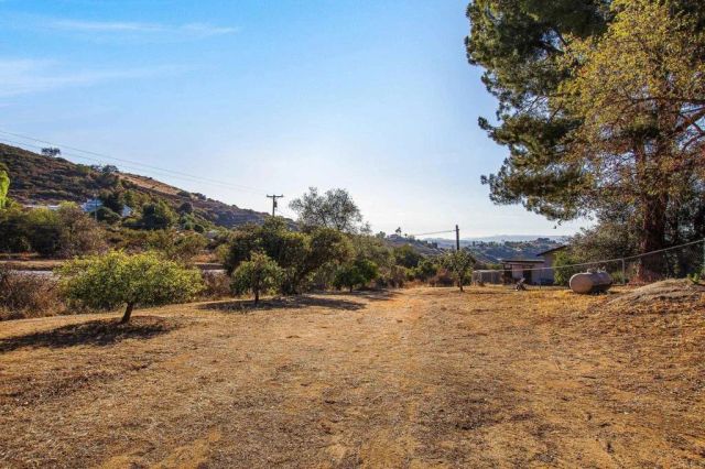 671 Philton, Ramona, CA 92065