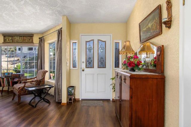 671 Philton, Ramona, CA 92065