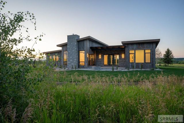 9731 Buck Town Blvd, Tetonia, ID 83452