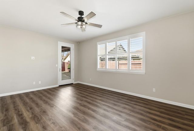 9644 Oakham Way, Elk Grove, CA 95757