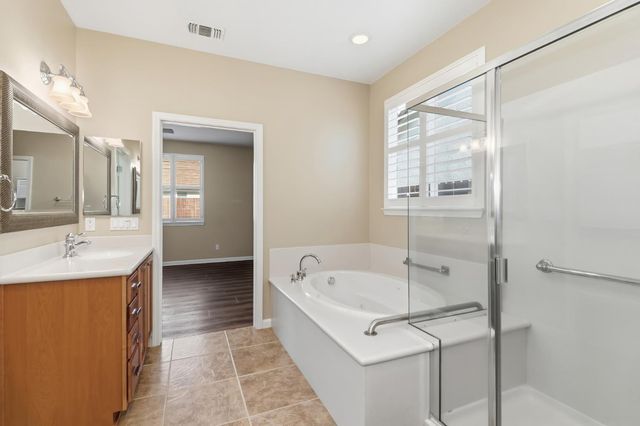 9644 Oakham Way, Elk Grove, CA 95757